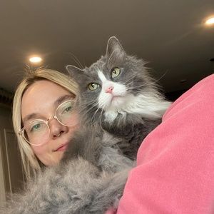 Meet your Posher, Rebecca